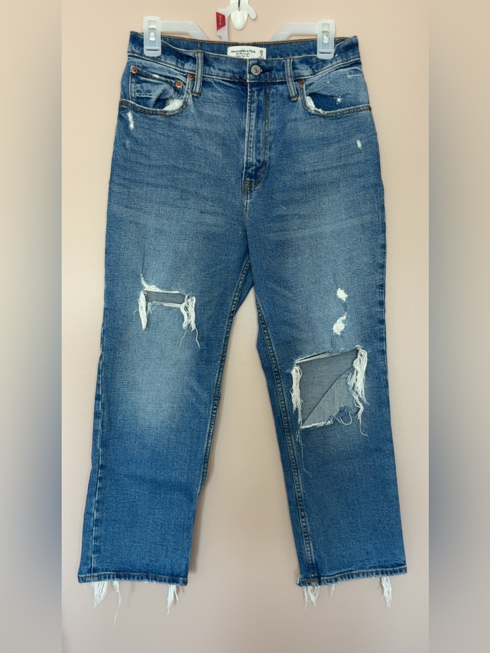 Abercrombie & Fitch Distressed 90s Straight Ultra High Rise Curve Love Jeans
